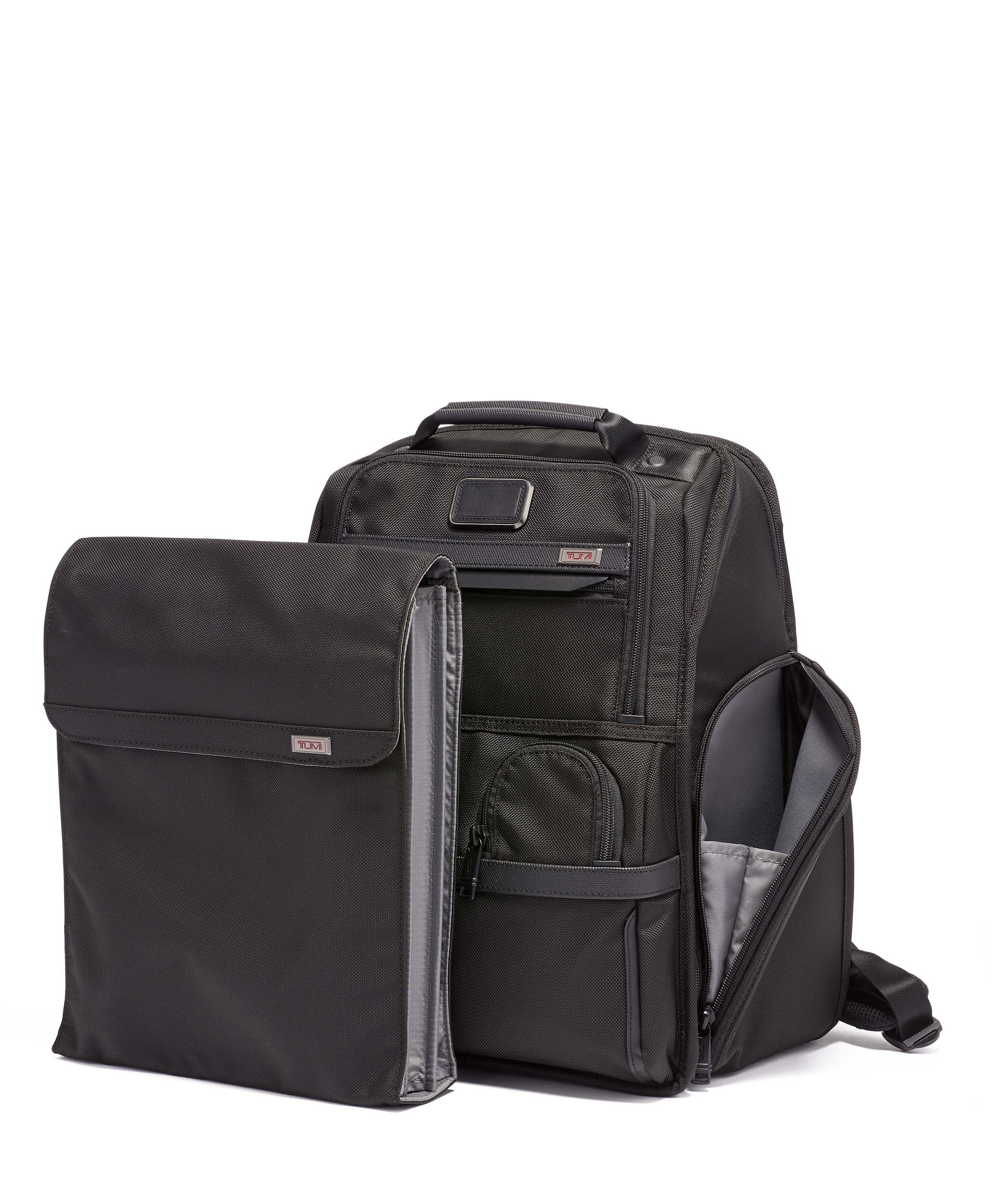 Alpha 3 compact laptop brief pack hotsell