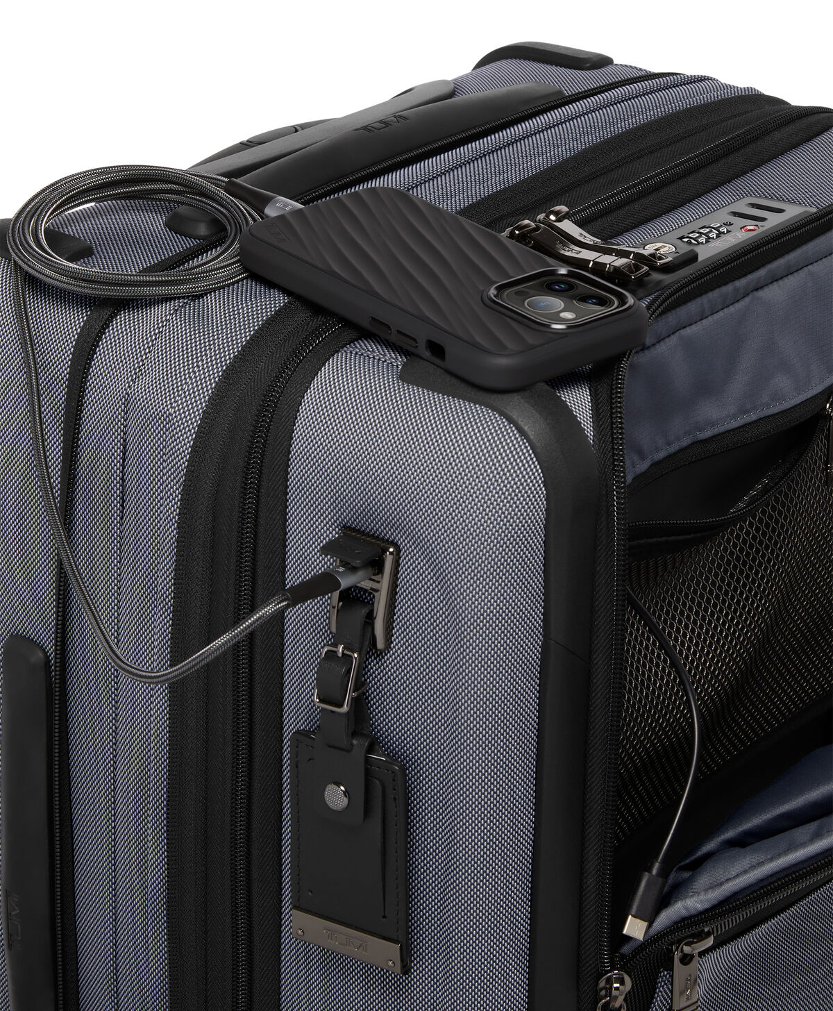 Alpha X Large Dual Access Expandable Cabin