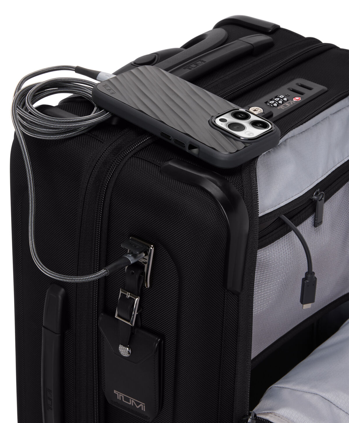 Alpha Dual Access Expandable Cabin