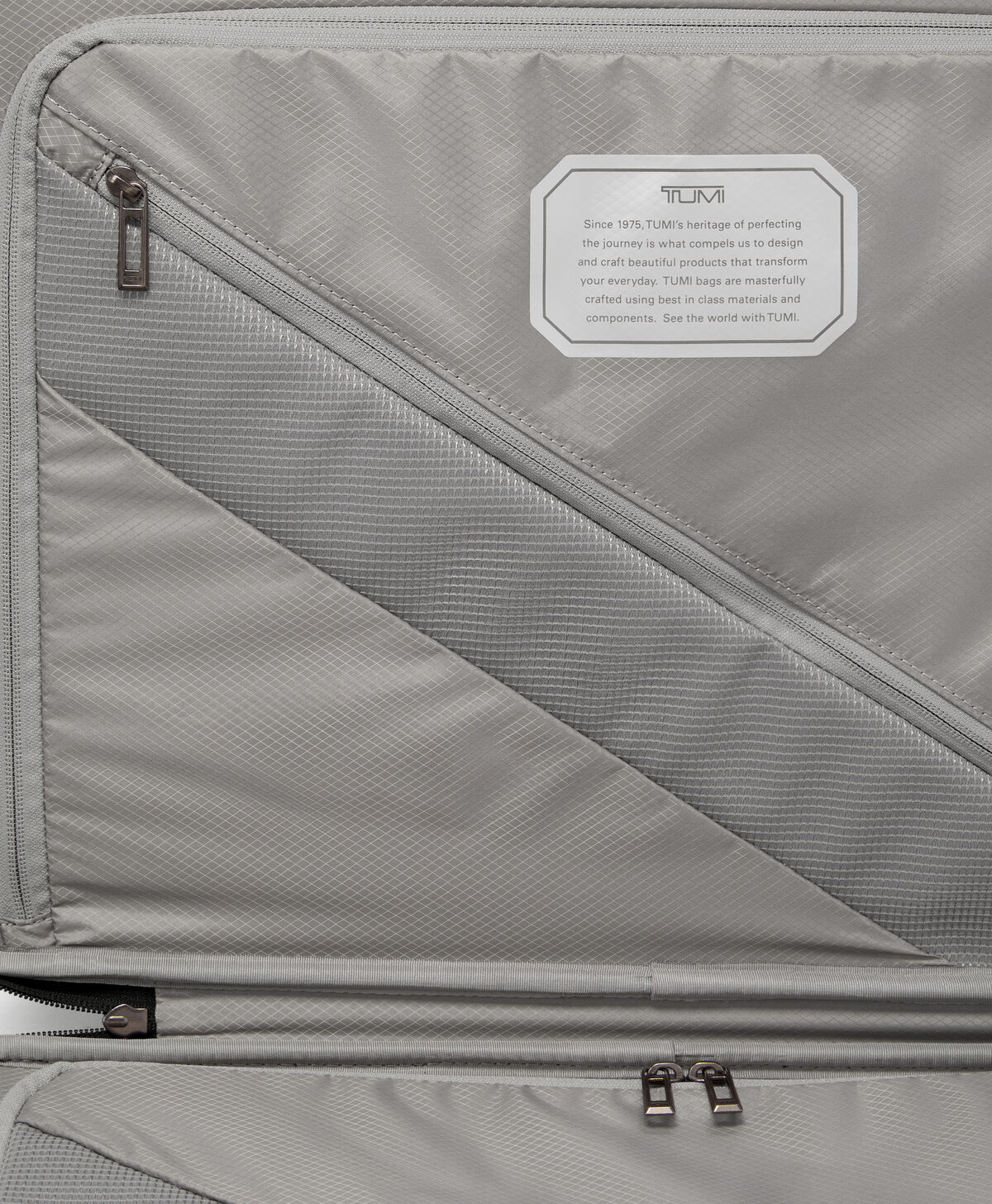 TUMI International Carry-On 55 cm