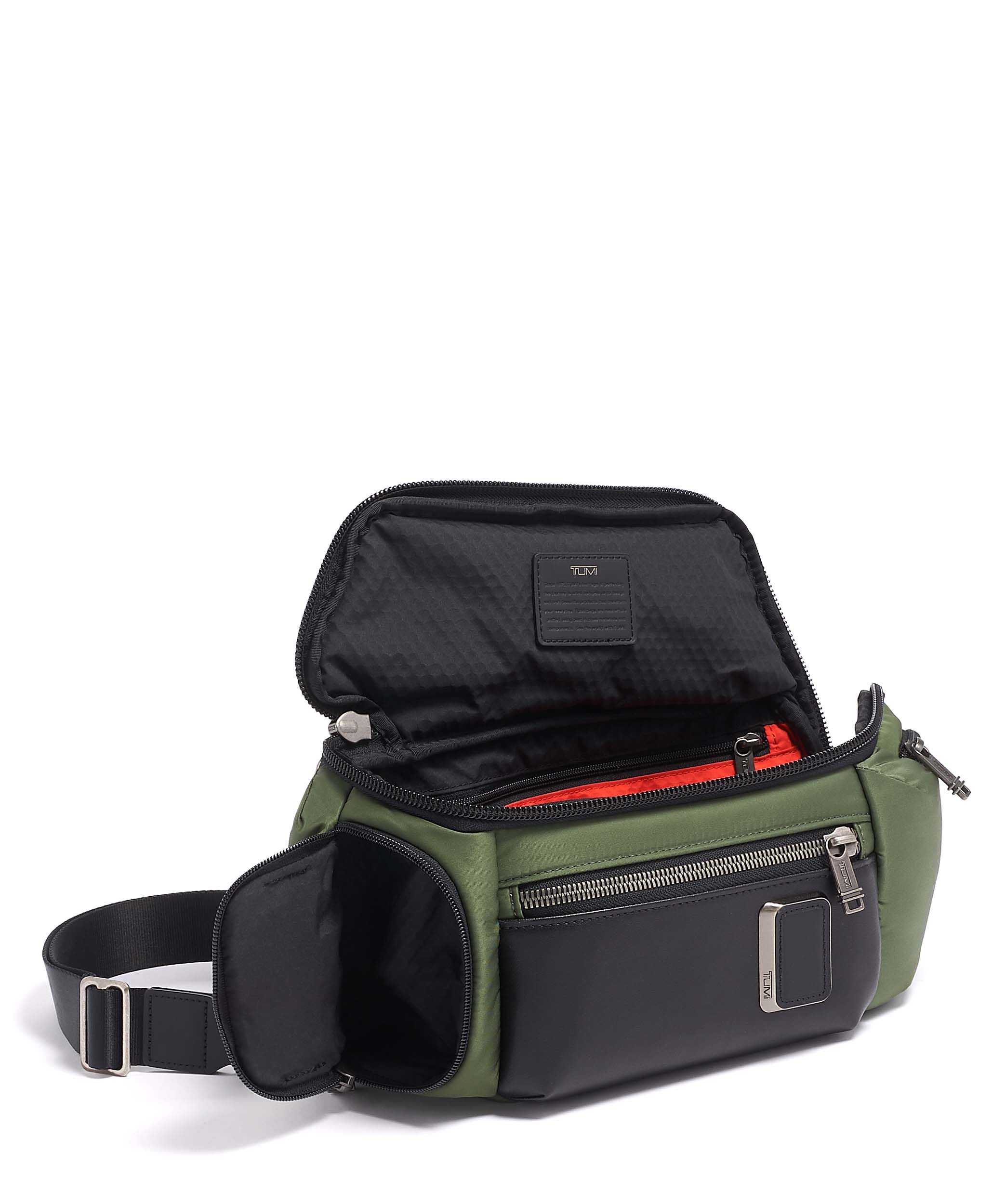 kelley sling tumi