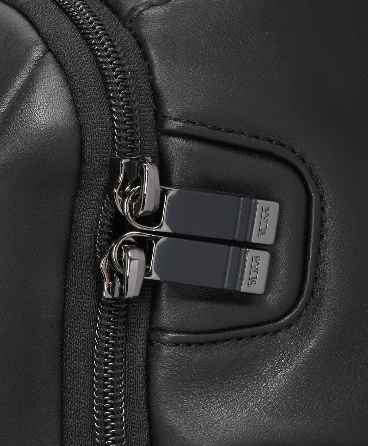 Alpha Large 17&rdquo; Expandable Backpack