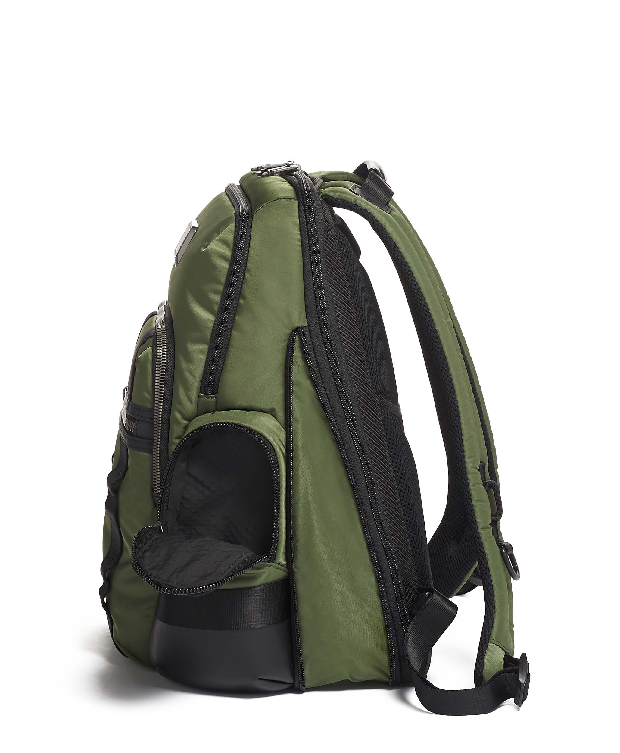 tumi alpha bravo nathan