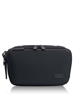 ie.tumi.com