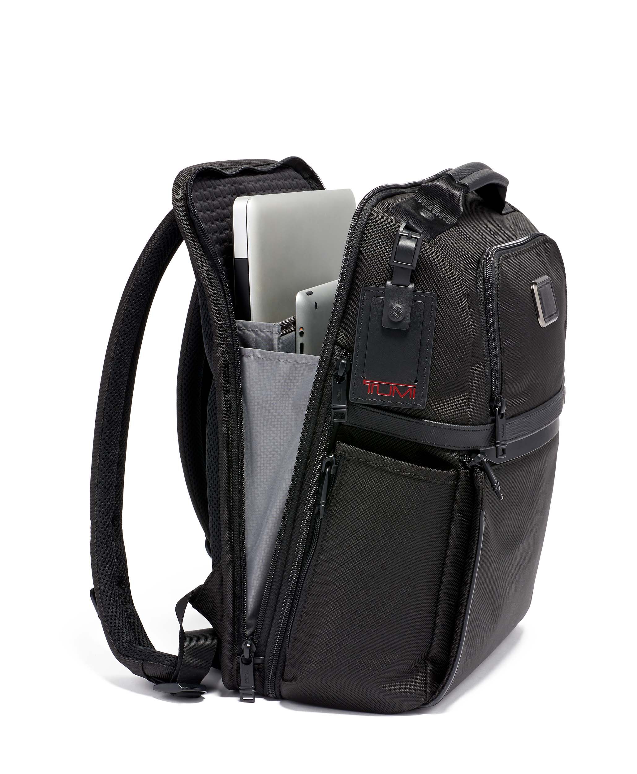 Slim Solutions Brief Pack® Alpha 3
