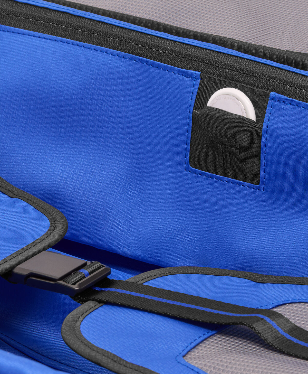 Alpha Dual Access Expandable Cabin