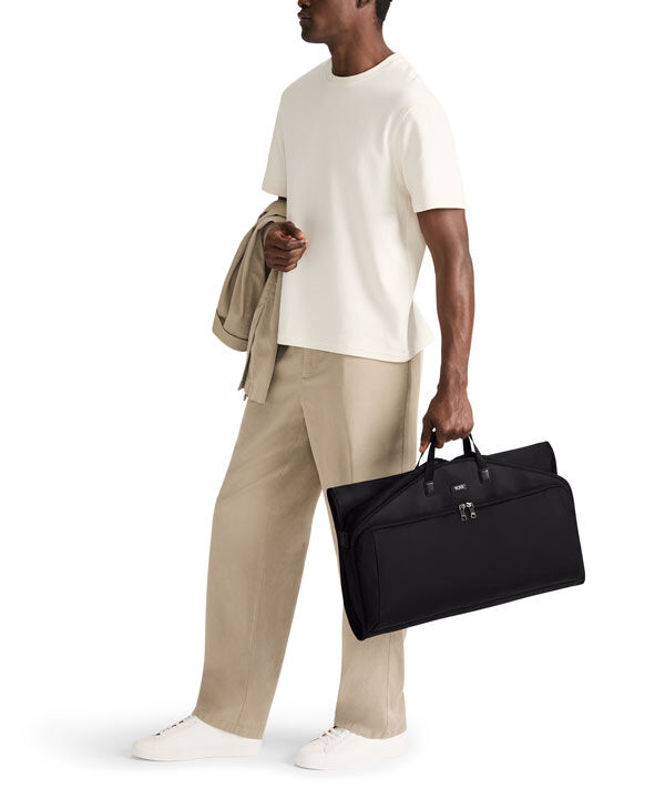 TUMI Garment Bag ガーメントキャリーバッグ　ドレス／スーツバッグ TUMI