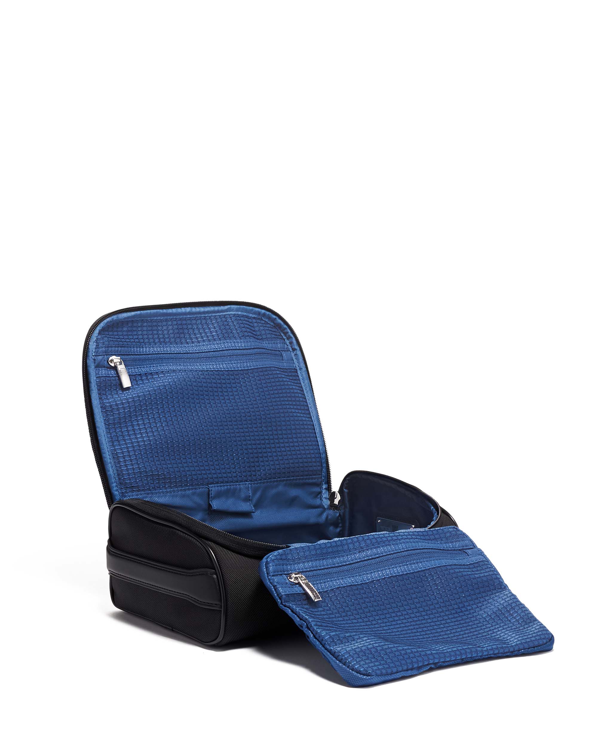 tumi medium flat folding pack